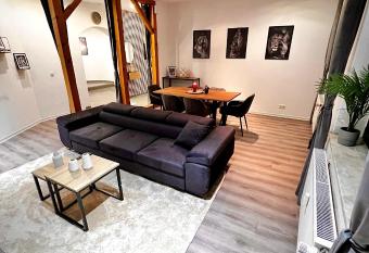 Modern City Suites has rooms with a private hot tub