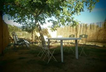 Tournesol allows 18 year olds to book a room