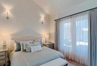 Casa Grande has Balcony rooms