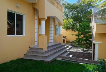 Habitaci  n con balc  n en una Mansi  n has Balcony rooms