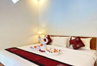 Bupon house cempaka room has Balcony rooms