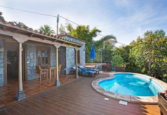 El Manso has Balcony rooms