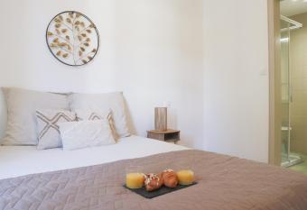 La Chambre Chamane allows 18 year olds to book a room