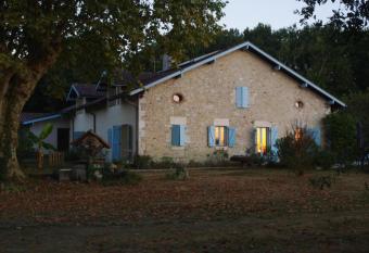 Domaine Hias has Balcony rooms