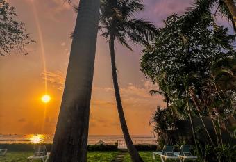 Hotel Perla de la Playa has Balcony rooms