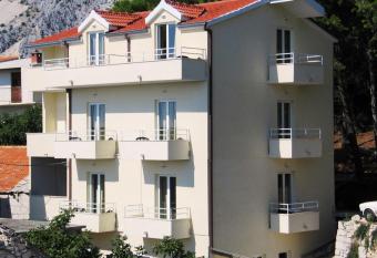 Apartments Danica Dra  nice has Balcony rooms