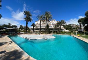 MIRAFLORES BEACH&TENNIS AMAZING VIEW BY THE SEA has Balcony rooms