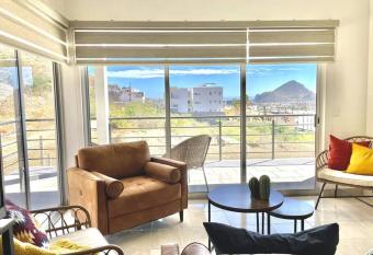 Condo Colins in Luxotica III 2-2 allows 18 year olds to book a room