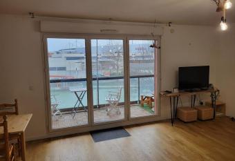 App proche Stade de France has Balcony rooms