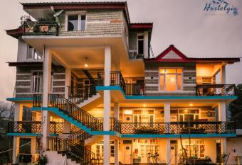 Hostelgia has Smoking/Balcony rooms