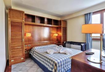 Z   Maria allows 18 year olds to book a room