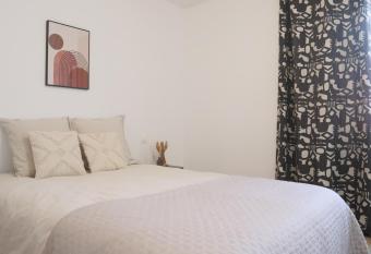 La Chambre Tantra allows 18 year olds to book a room