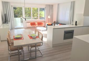 Ginseng has Balcony rooms