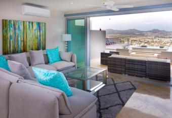 Ultra Modern Condo with Gorgeous Views allows 18 year olds to book a room