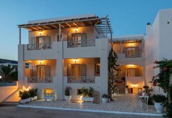 Boutique Mare has Balcony rooms