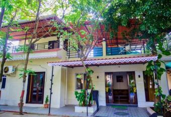 Classic Villa 3 BHK Villa with pool in chondhi, Kihim, Alibag has Balcony rooms