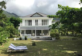 Villa Mimi has Balcony rooms