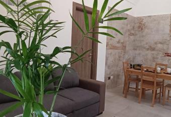 Ventidue Bed and breakfast has rooms with a private hot tub