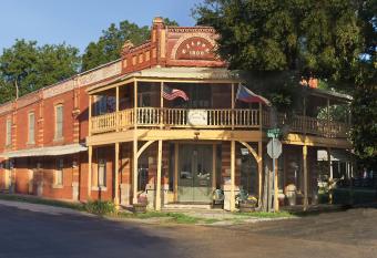 Grand Fayette Hotel allows 18 year olds to book a room