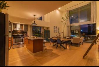 Guatemala City Getaway has rooms with a private hot tub