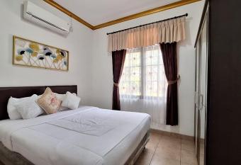 villa puncak bogor by GO puncak has Balcony rooms