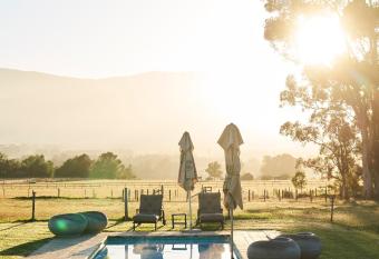 Raptor Rise has Balcony rooms