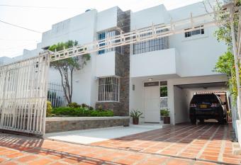 Shirpa has Balcony rooms