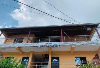 HOTEL VISTA HERMOSA RQ has Balcony rooms