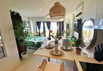 Dominiks Jungle Studio Epic Ocean V. Tambuli Pool has Balcony rooms