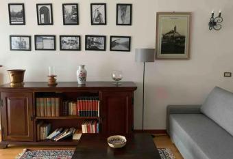 Appartamento due Pini Lago di Garda has Balcony rooms