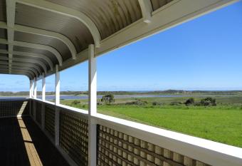 High View Family Cottages has Balcony rooms