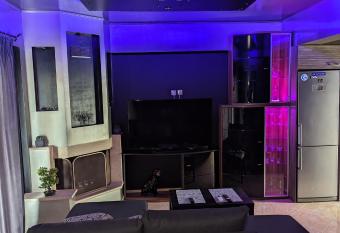 Modern Quiet Luxury Apartment Patra has Balcony rooms