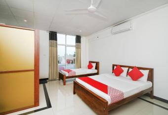 Grand Rovinka Hotel allows 18 year olds to book a room