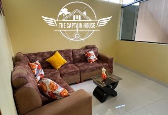 The Captain House has Balcony rooms