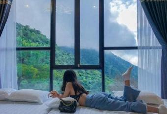 Thung L  ng T  nh Y  u Homestay Tam      o has Balcony rooms