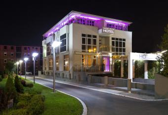 Apart K Apartments & Rooms has Balcony rooms