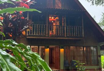 Mountain Chalet has Balcony rooms