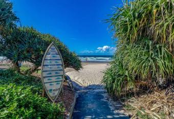 Coolum Beach Views has Balcony rooms