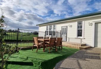 Sunshine Studio allows 18 year olds to book a room