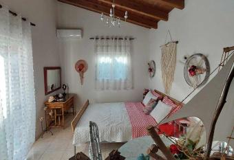 Boheme studio Artemis has Balcony rooms