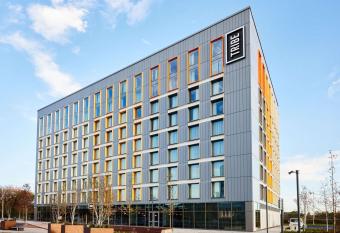 TRIBE Manchester Airport allows 18 year olds to book a room