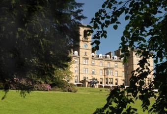 DoubleTree by Hilton Dunblane Hydro Hotel allows 18 year olds to book a room