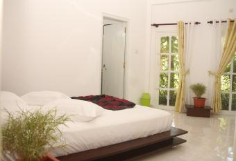 Sanovin Hotel has Balcony rooms