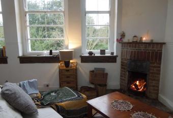 Durrus has Balcony rooms