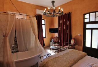 Atelier Luxury Rooms allows 18 year olds to book a room