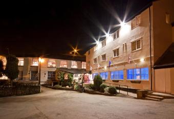 Bury Ramsbottom Old Mill Hotel and Leisure Club allows 18 year olds to book a room