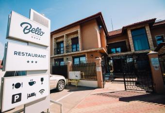 Pensiunea Bello has Balcony rooms