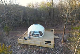 New River View Cliff Dome Glamping @ White River, Minutes To Fishing, Hikes! has Balcony rooms