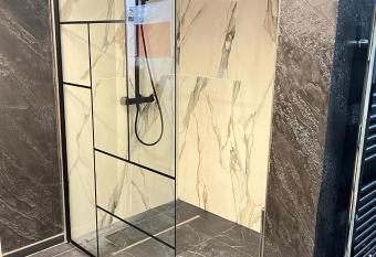 Villa con Jacuzzi has Balcony rooms