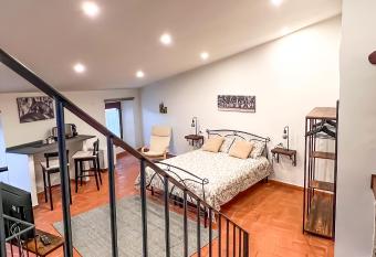 Armonia Rooms has Balcony rooms